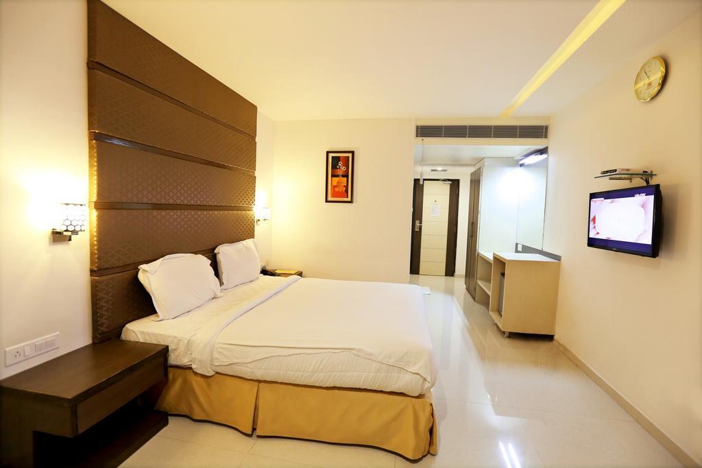 Hotel Sitara Grand Miyapur Hyderabad Exterior foto