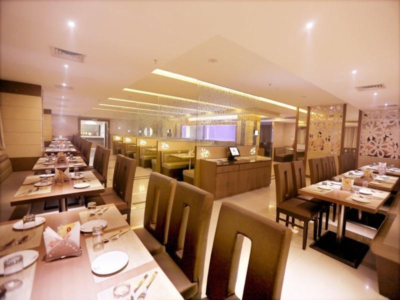 Hotel Sitara Grand Miyapur Hyderabad Exterior foto